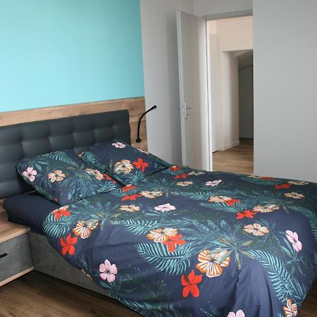 Les Nuits D'Aldearde Appartement Airvault Buitenkant foto